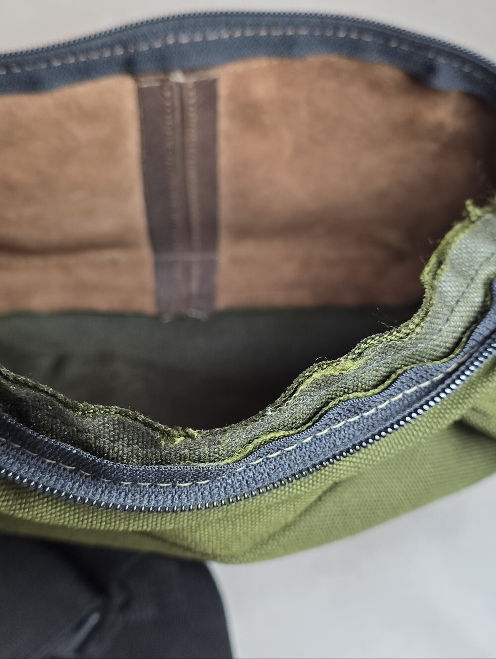 VTG 90's Eastpak Waist Belt Bag Crossbody EUC Unisex GORPCORE - Picture 13 of 16